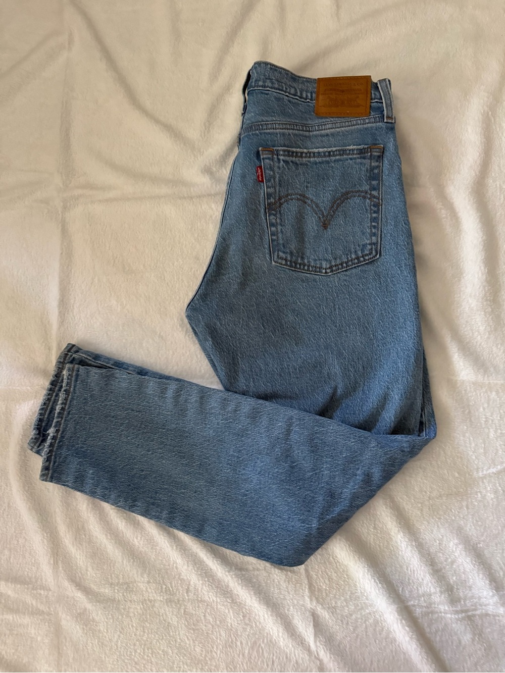 Levi’s Women’s Medium Wash Denim Wedgie Jeans